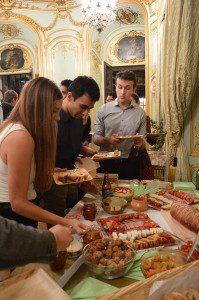 For Romanian Culture Week, MBA students organized a networking event at the Romanian Embassy