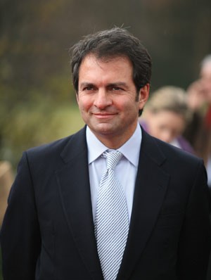 Michel Vounatsos graduated from the HEC Paris MBA in 1990
